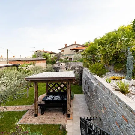 Azul Apartma Kojsko